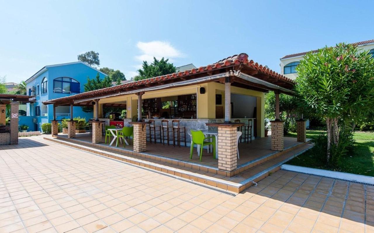Govino Bay Luxury Beach Loft Apartment Danilia Ngoại thất bức ảnh