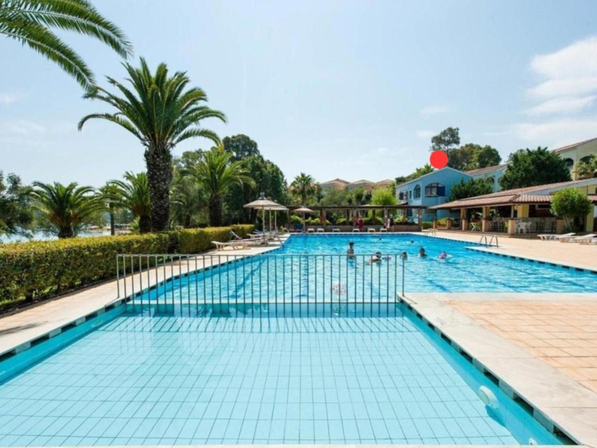 Govino Bay Luxury Beach Loft Apartment Danilia Ngoại thất bức ảnh